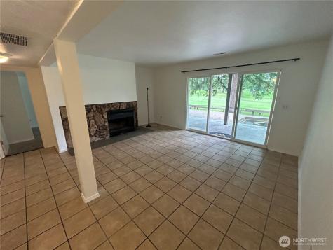 3707 Northshore Boulevard NE Tacoma WA 98422