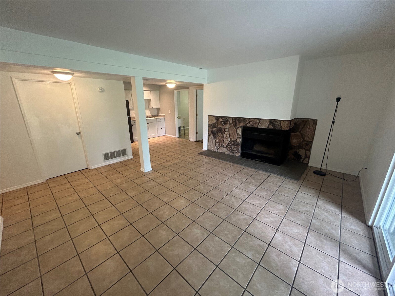3707 Northshore Boulevard NE Tacoma WA 98422