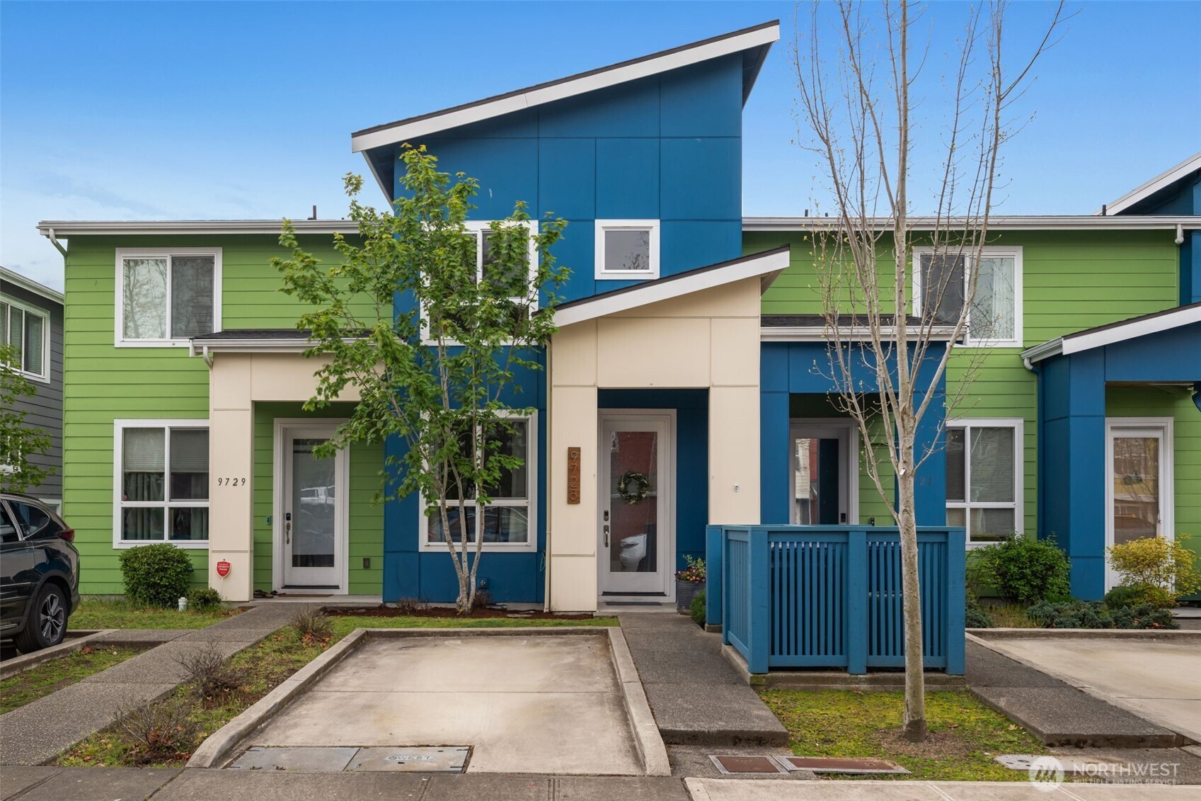 9725 10th Place SW Seattle WA 98106