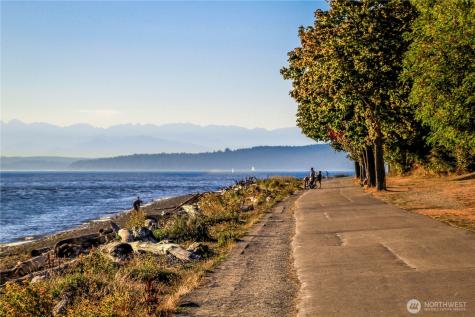 9725 10th Place SW Seattle WA 98106