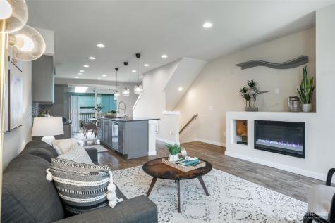 9725 10th Place SW Seattle WA 98106