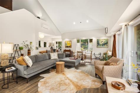 5815 NE Baker Hill Road Bainbridge Island WA 98110