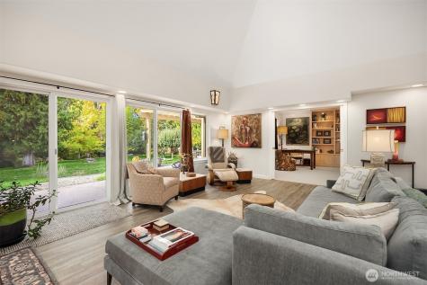 5815 NE Baker Hill Road Bainbridge Island WA 98110