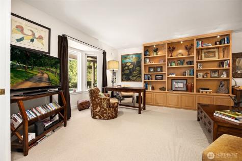 5815 NE Baker Hill Road Bainbridge Island WA 98110