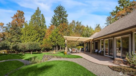 5815 NE Baker Hill Road Bainbridge Island WA 98110