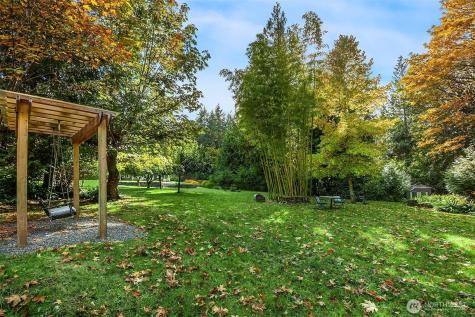 5815 NE Baker Hill Road Bainbridge Island WA 98110