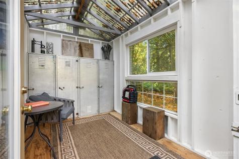 5815 NE Baker Hill Road Bainbridge Island WA 98110