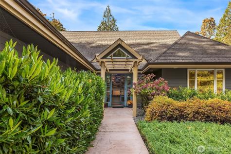 5815 NE Baker Hill Road Bainbridge Island WA 98110
