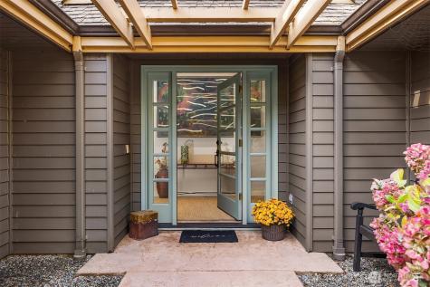 5815 NE Baker Hill Road Bainbridge Island WA 98110