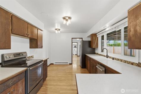 607 S 14th Street Shelton WA 98584