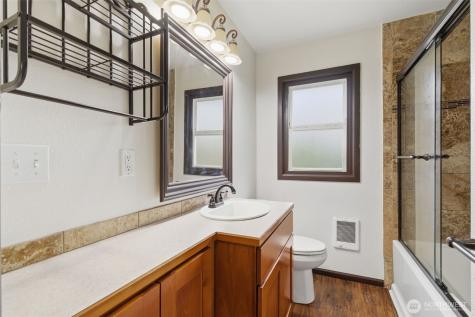 607 S 14th Street Shelton WA 98584