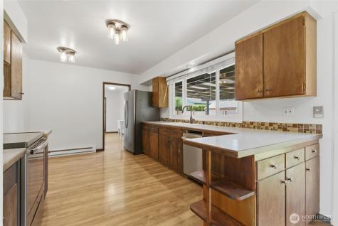 607 S 14th Street Shelton WA 98584