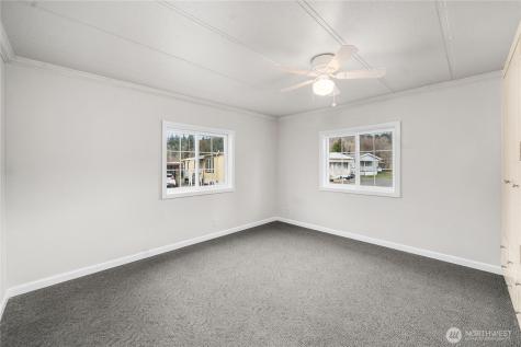8220 37th Street Ct E Edgewood WA 98371