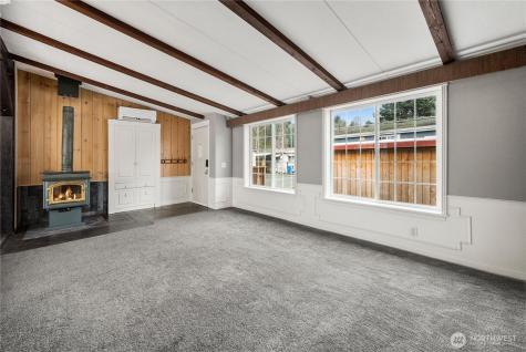 8220 37th Street Ct E Edgewood WA 98371