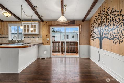 8220 37th Street Ct E Edgewood WA 98371