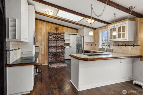 8220 37th Street Ct E Edgewood WA 98371