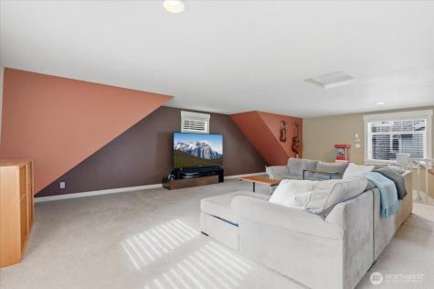 13100 NE James Way Kingston WA 98346