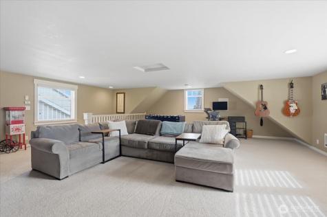 13100 NE James Way Kingston WA 98346