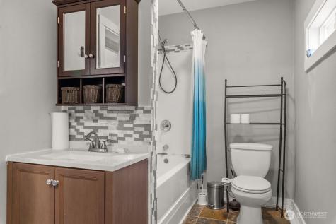 13816 Easy Street NW Gig Harbor WA 98329