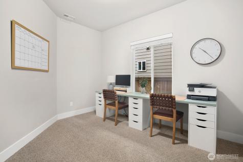 20025 6th Place W Lynnwood WA 98036