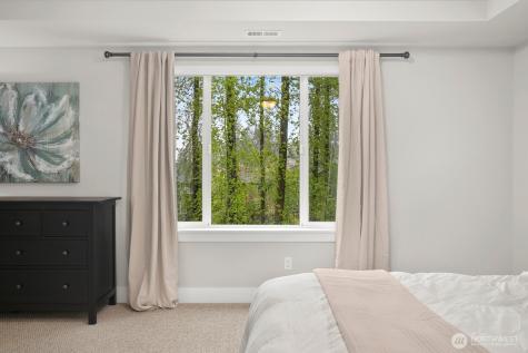 20025 6th Place W Lynnwood WA 98036