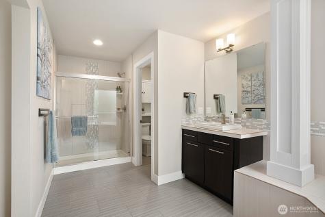 20025 6th Place W Lynnwood WA 98036