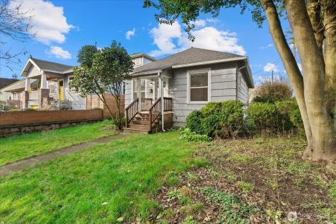 7361 17th Avenue NW Seattle WA 98117