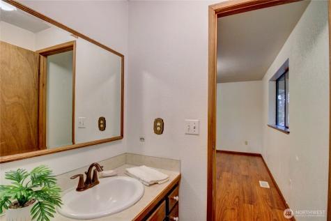 4208 Seneca Drive Mount Vernon WA 98273