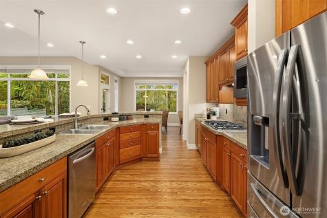 322 240th Place SE Sammamish WA 98074