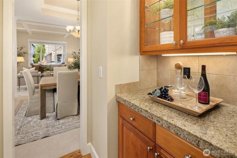 322 240th Place SE Sammamish WA 98074