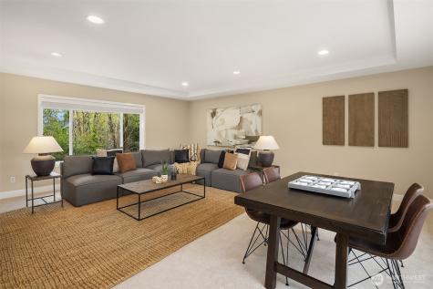 322 240th Place SE Sammamish WA 98074