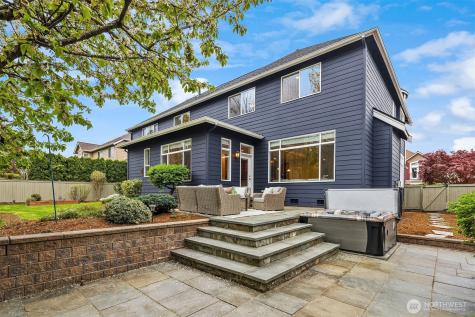 322 240th Place SE Sammamish WA 98074