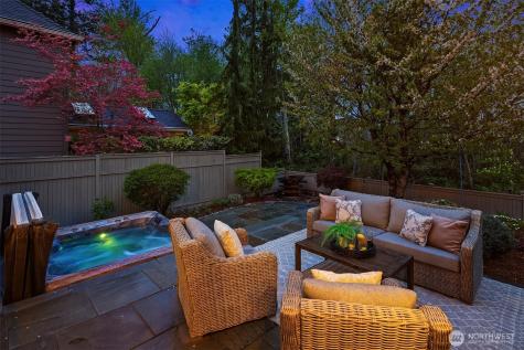 322 240th Place SE Sammamish WA 98074