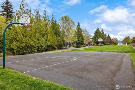 322 240th Place SE Sammamish WA 98074