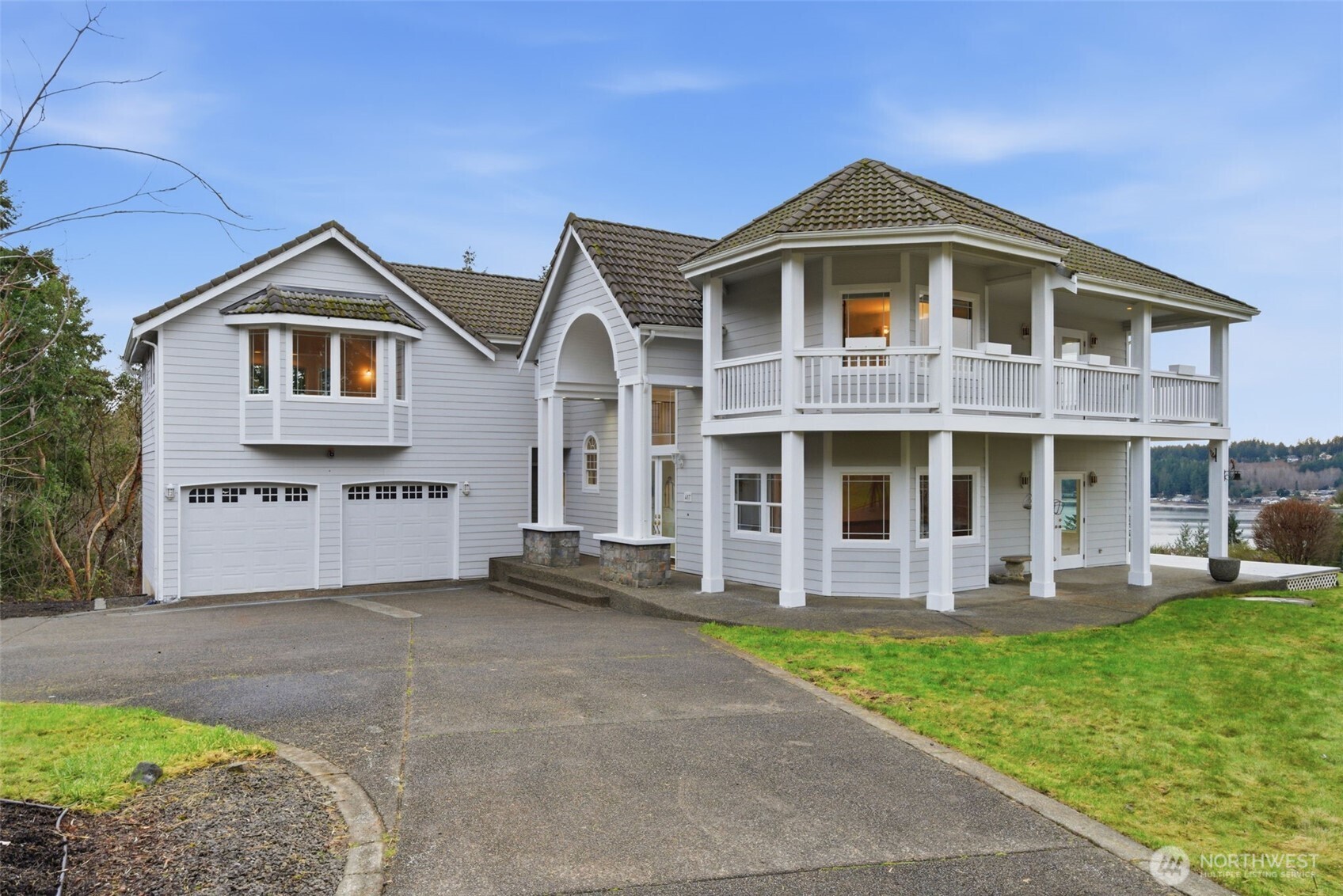 457 E Victor Road Belfair WA 98528
