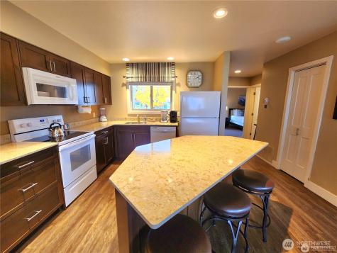 1 Beach 537-q Manson WA 98831