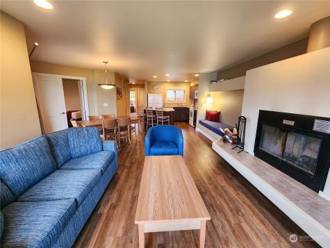 1 Lakeside 708-l Manson WA 98831