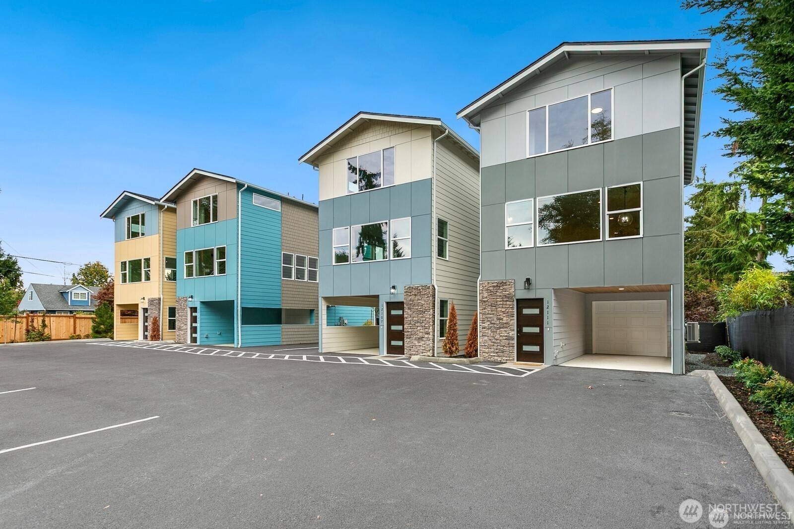 12111 E Gibson Everett WA 98204