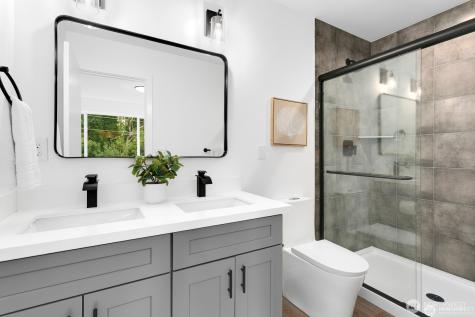 12111 E Gibson Everett WA 98204