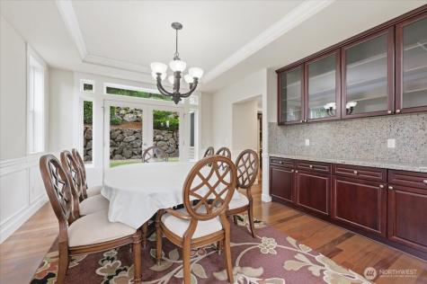 24121 NE 1st Place Sammamish WA 98074
