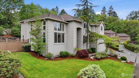 24121 NE 1st Place Sammamish WA 98074