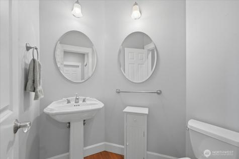 24121 NE 1st Place Sammamish WA 98074