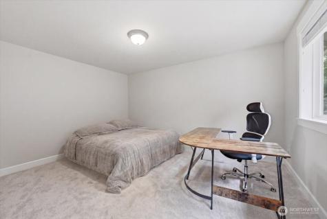 24121 NE 1st Place Sammamish WA 98074
