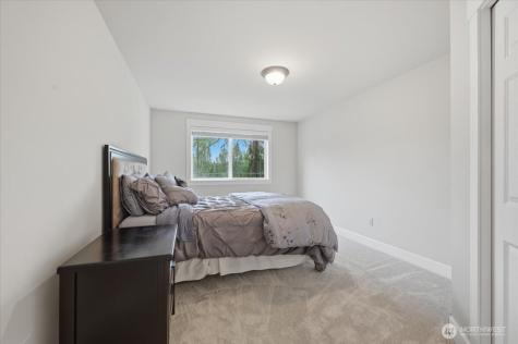 24121 NE 1st Place Sammamish WA 98074