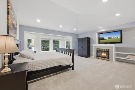 24121 NE 1st Place Sammamish WA 98074
