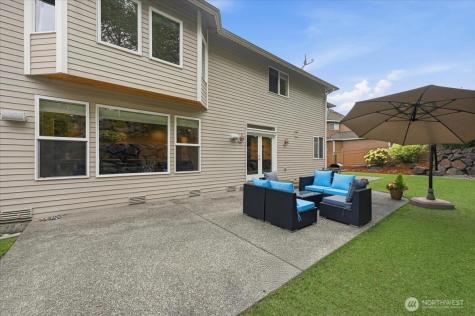 24121 NE 1st Place Sammamish WA 98074