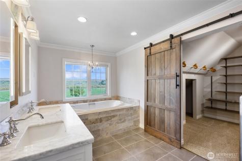 6522 K Road NE Moses Lake WA 98837