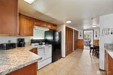 11001 128th Street E Puyallup WA 98374