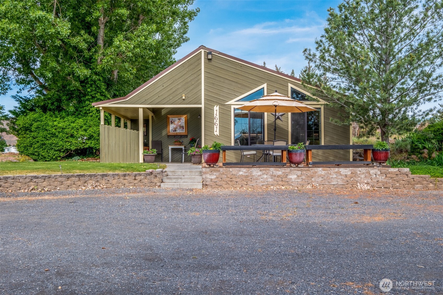 1661 17.6 NW Ephrata WA 98823
