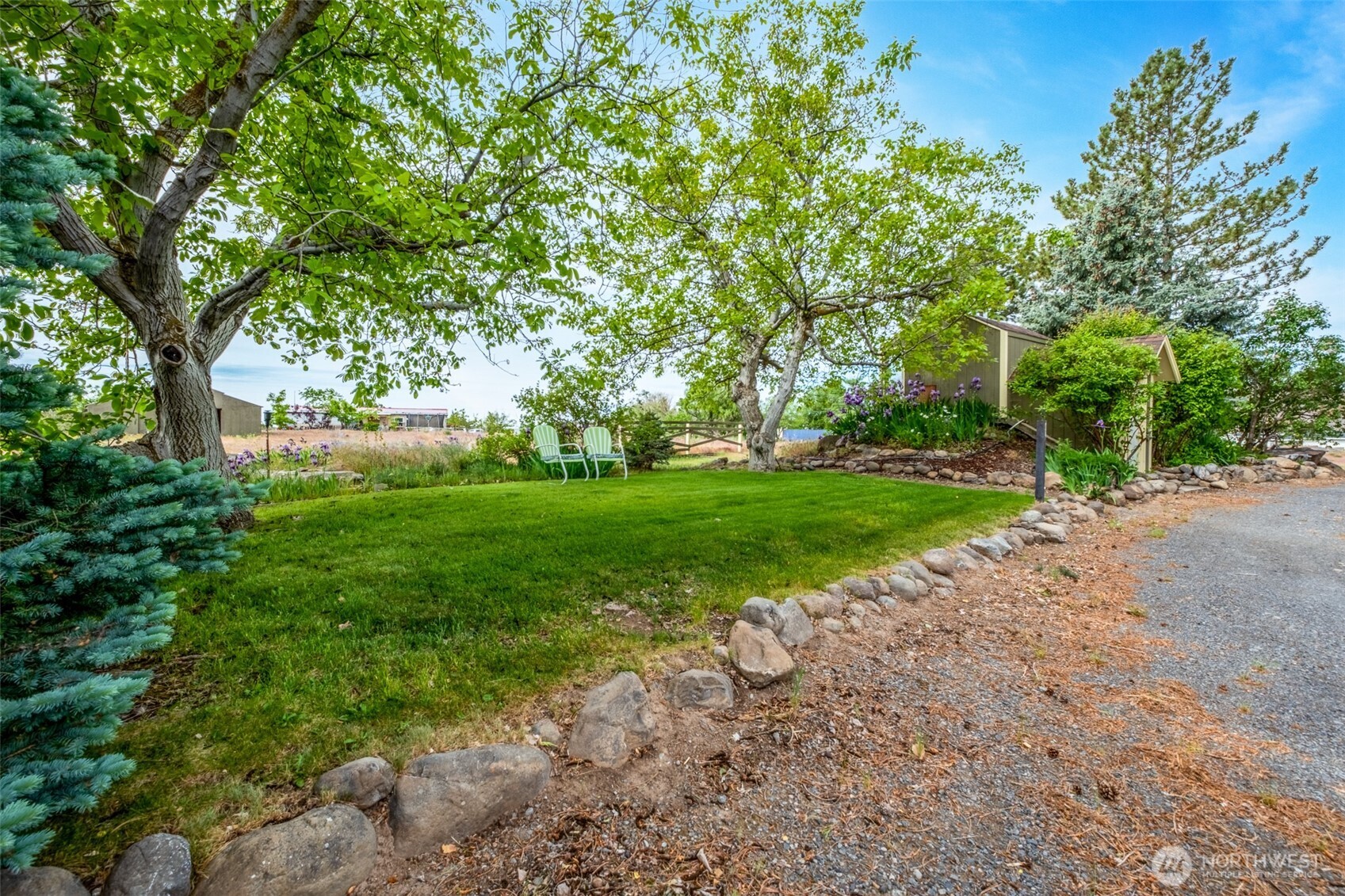 1661 17.6 NW Ephrata WA 98823